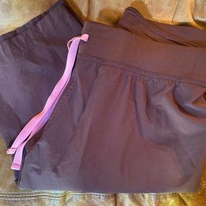 Figs Scrubs Dark Fig Livingston Small Tall